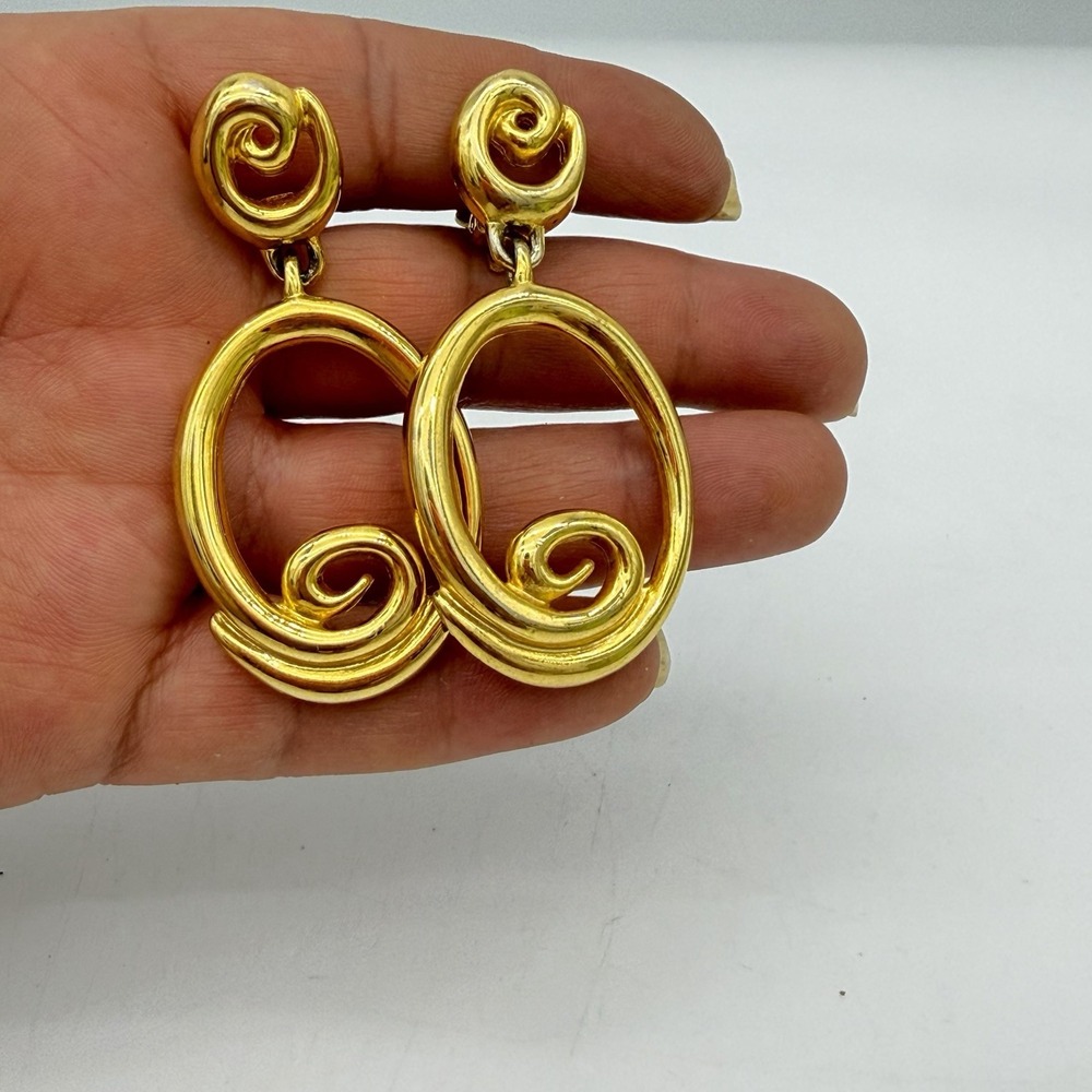 VTG 80s Avon Chunky Gold Tone Earrings Modernist Dangle Clip On Runway